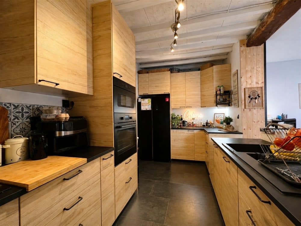 Maison unifamiliale 2 chambres à vendre à BIERGES pour 385 000 € (photo 4 sur 12)