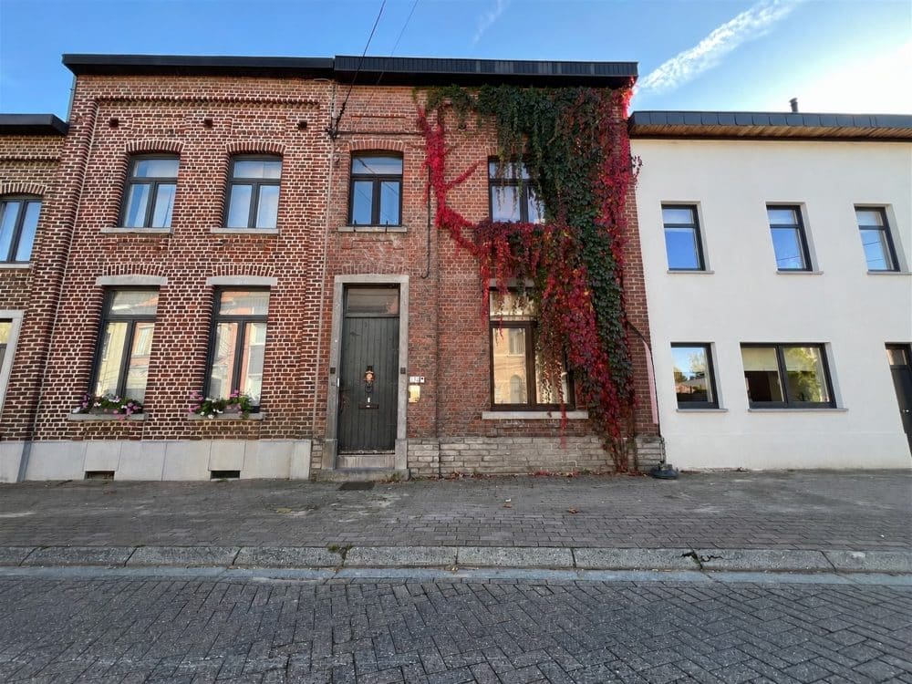 Maison unifamiliale 2 chambres à vendre à BIERGES pour 385 000 € (photo 1 sur 12)