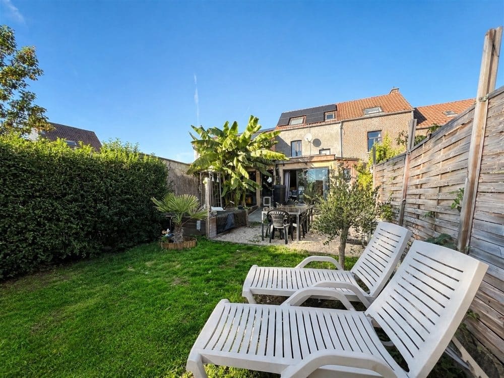 Maison unifamiliale 2 chambres à vendre à BIERGES pour 385 000 € (photo 9 sur 12)