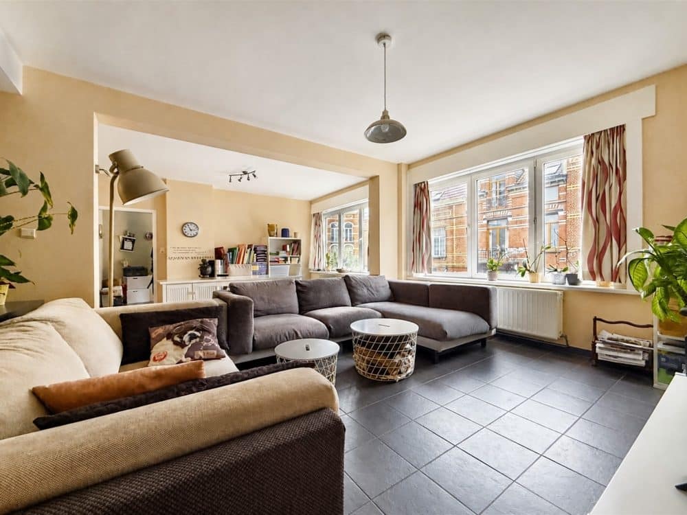 Appartement 3 chambres à vendre à SCHAERBEEK pour 310 000 € (photo 1 sur 10)