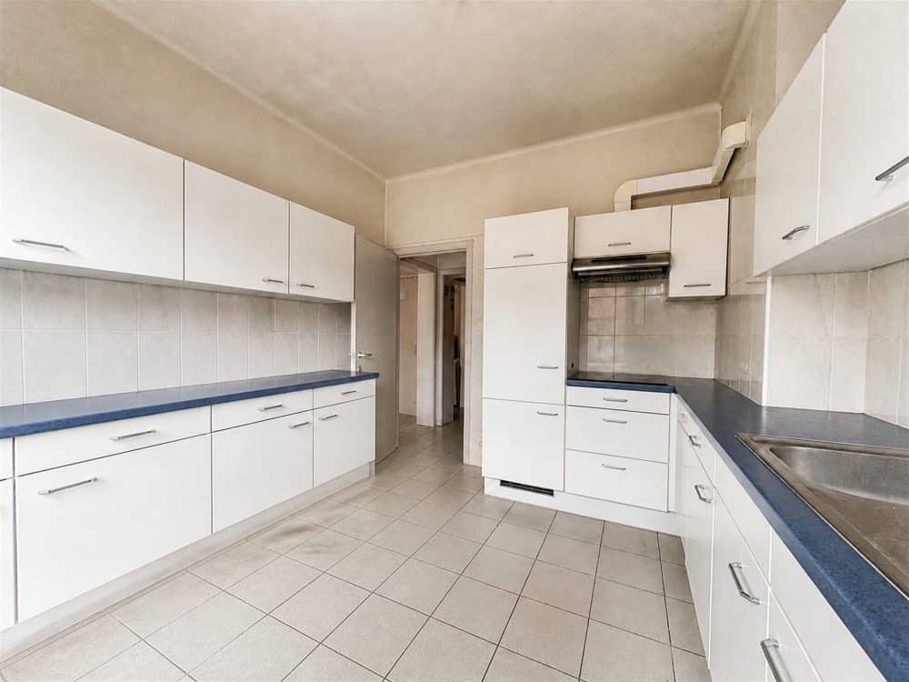 Appartement 3 chambres à vendre à SCHAERBEEK pour 310 000 € (photo 4 sur 12)