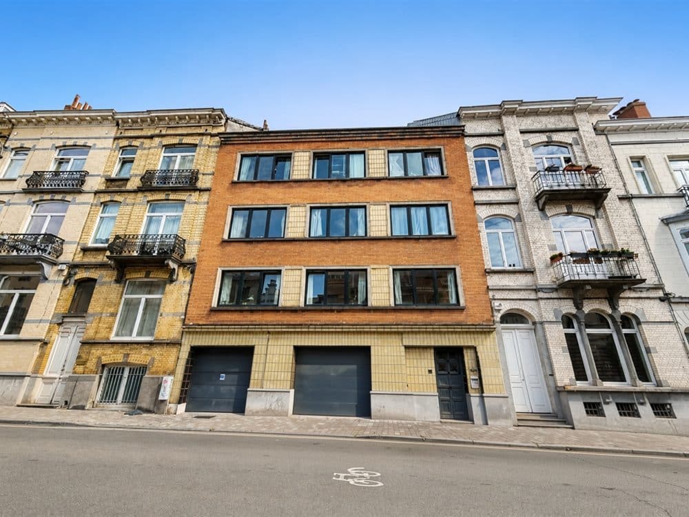 Appartement 3 chambres à vendre à SCHAERBEEK pour 310 000 € (photo 10 sur 12)
