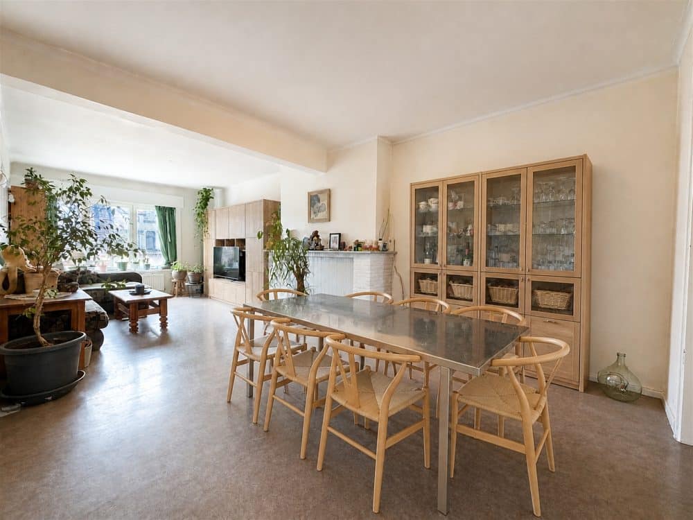Appartement 3 chambres à vendre à SCHAERBEEK pour 290 000 € (photo 2 sur 10)